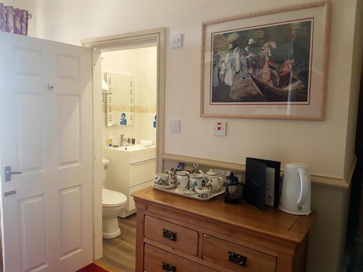 Victoria House Room Only Accommodation Caernarfon Exterior photo