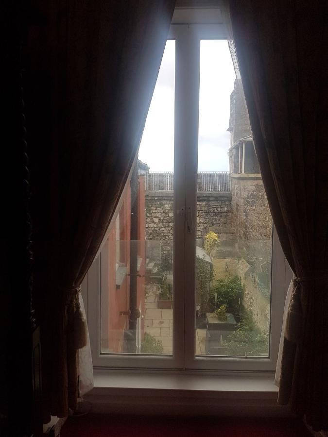 Victoria House Room Only Accommodation Caernarfon Exterior photo